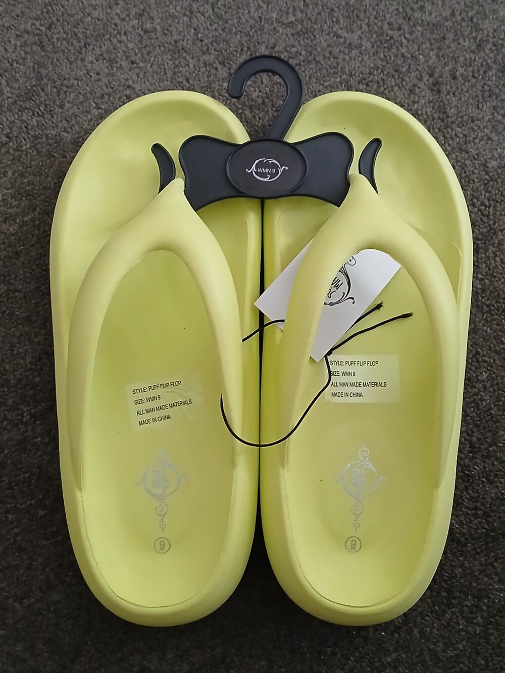 Sole Mates Womens Style Puff Flip Flop Sandals Size 9 Green.